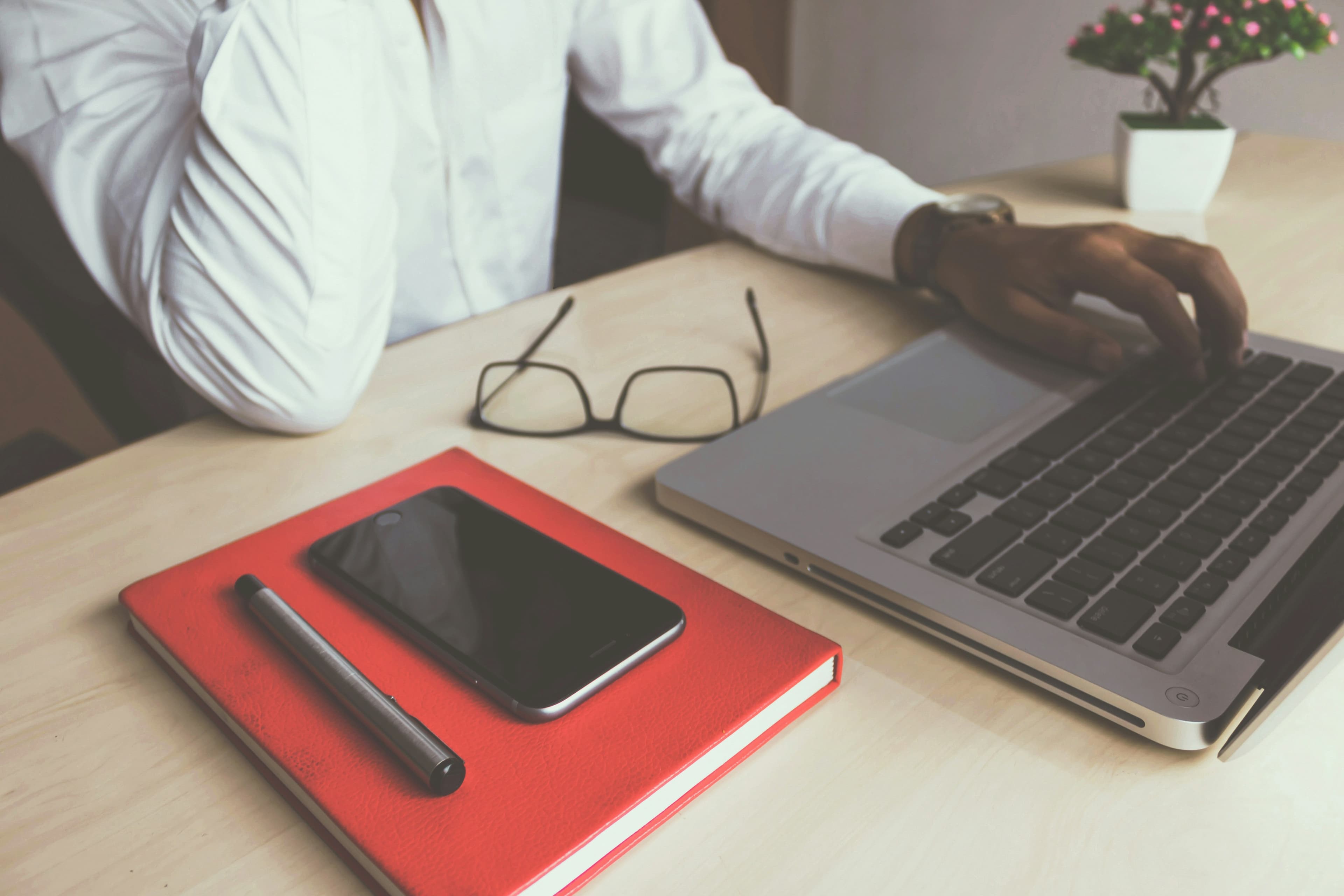 How to Write a Listing That Sells Fast on Nefxi